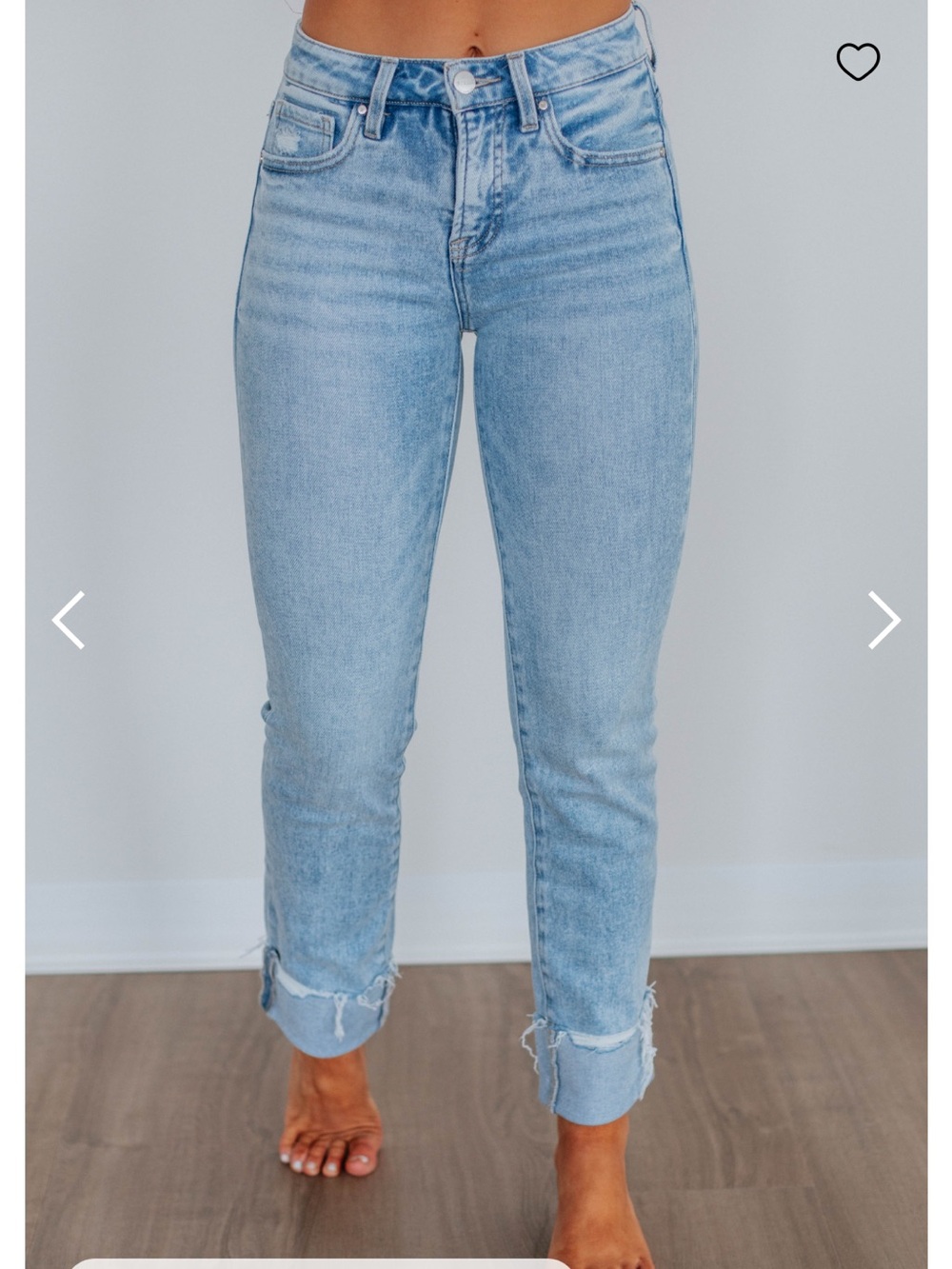 Women’s Risen Light Wash Straight‎ Leg Jeans